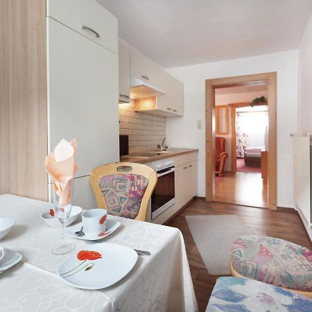 Guesthouse In Vent With Balcony Exterior photo